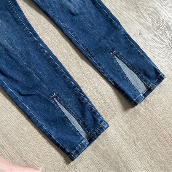 GUESS HIGH RISE CROP DENIM - Picture 3 of 7